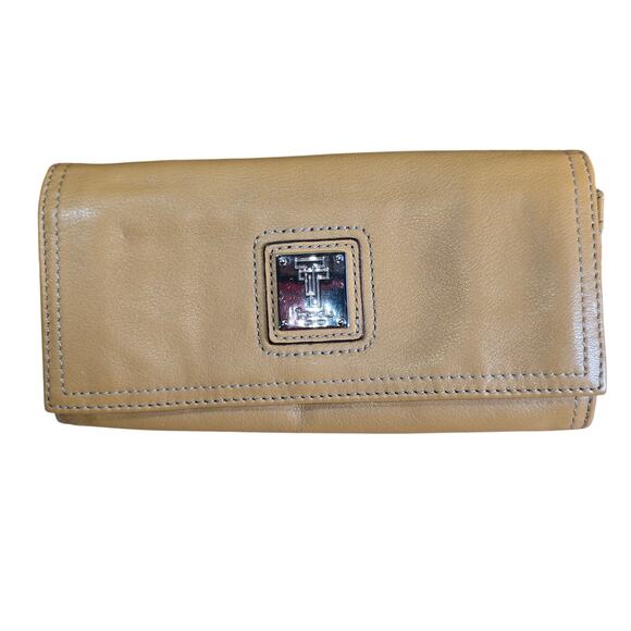 Tan Tignanello Soft Leather Purse Handbag 15x10x4 with Matching Wallet 7.5x4 - Picture 3 of 13